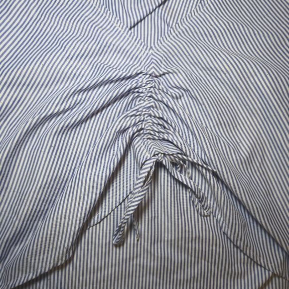 Striped Ruched Long Sleeve Top - Picture 6 of 8